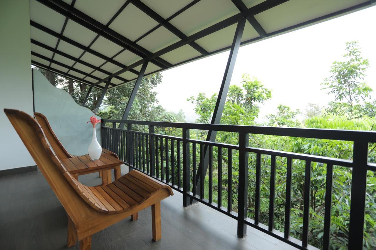Sattva-The Awakening Garden Hotel Kakkadampoyil Bagian luar foto