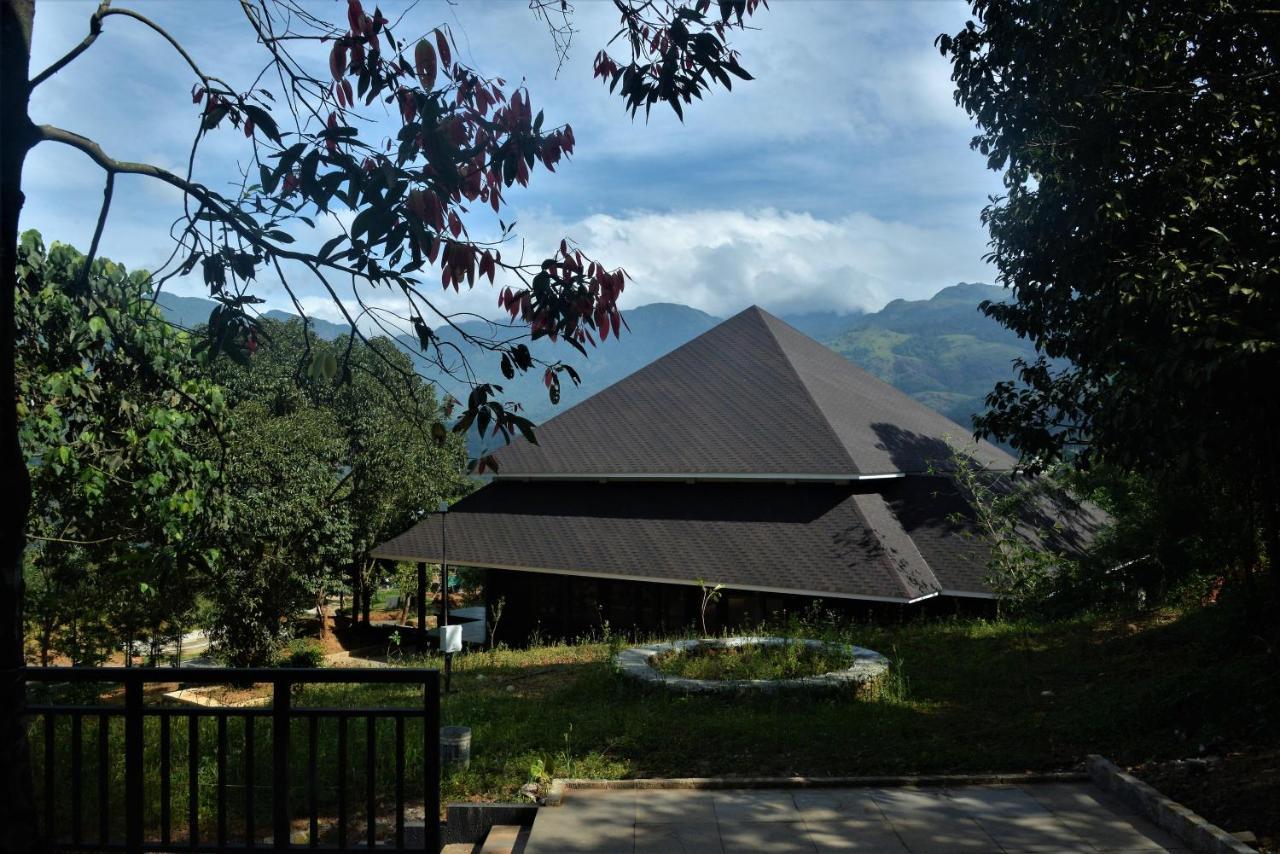 Sattva-The Awakening Garden Hotel Kakkadampoyil Bagian luar foto
