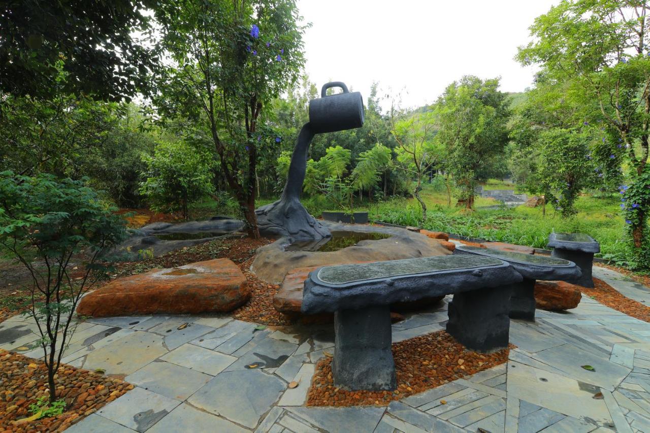 Sattva-The Awakening Garden Hotel Kakkadampoyil Bagian luar foto